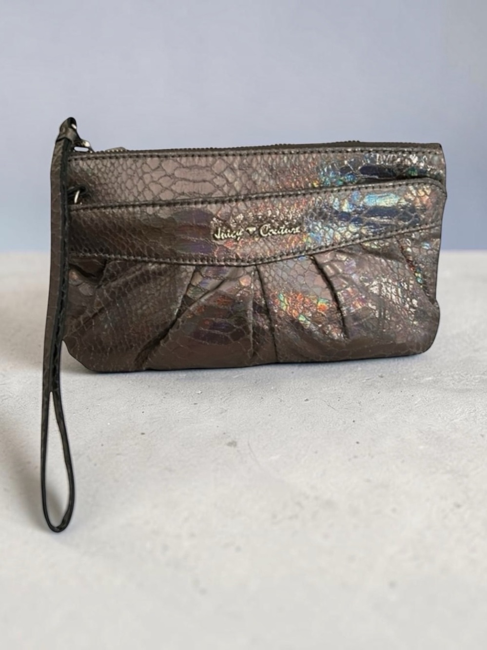 Juicy Couture Metallic Gold Iridescent Snakeskin Sparkle Wristlet Clutch